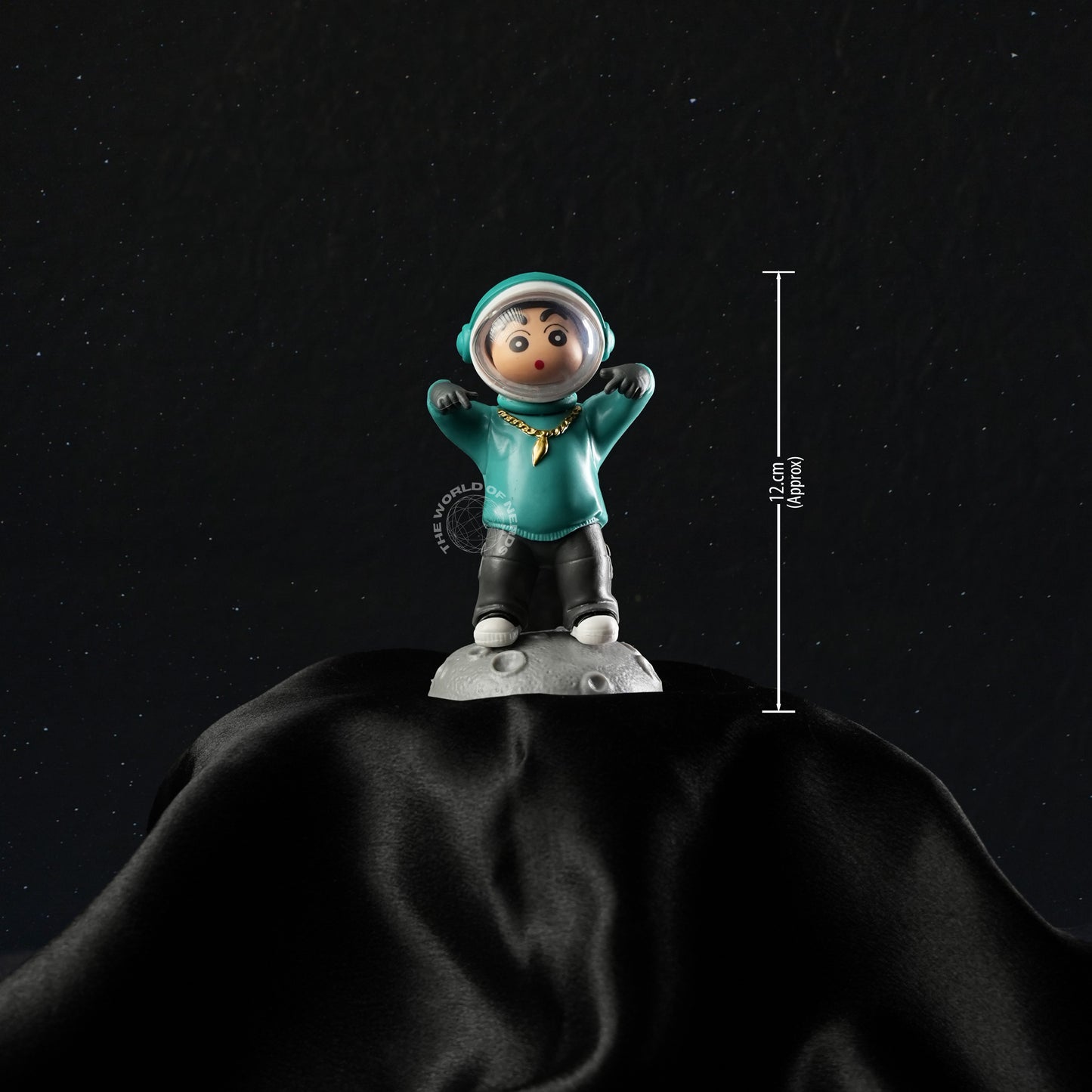 Shinchan Moon Dance Figurin