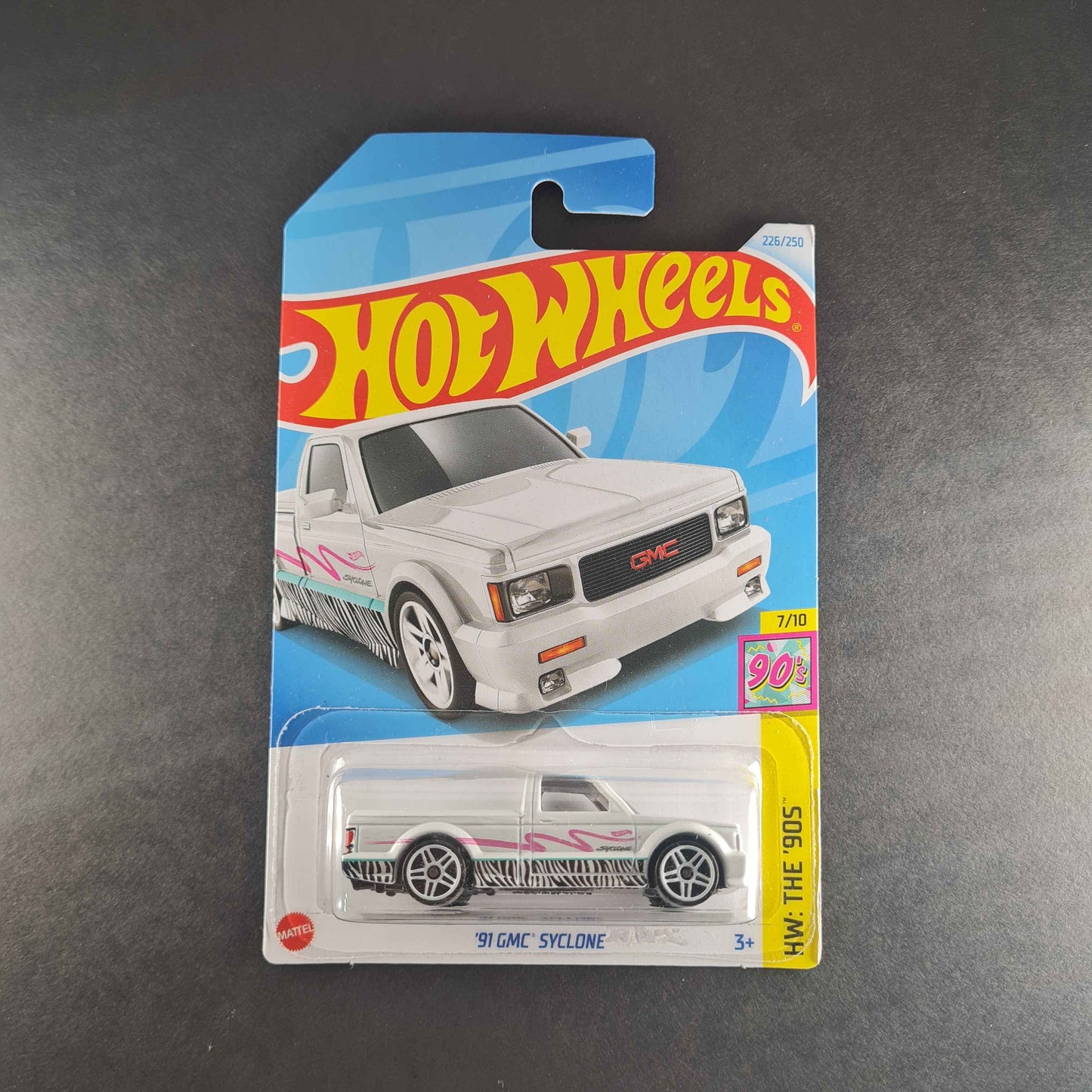 HOT WHEELS GMC SYCLONE 91 Die-Cast Collectible Model
