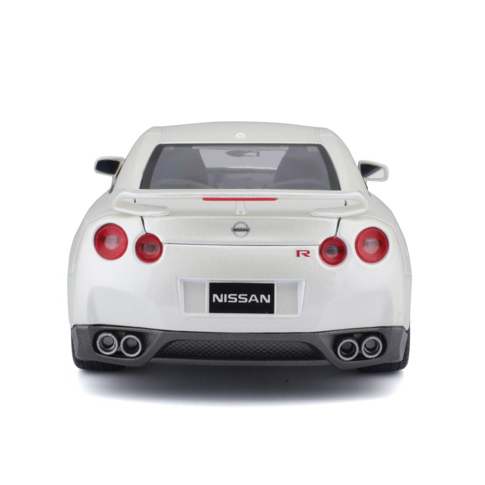 BBURAGO 2009 NISSAN GT-R ( R35 ) SCALE - 1:18