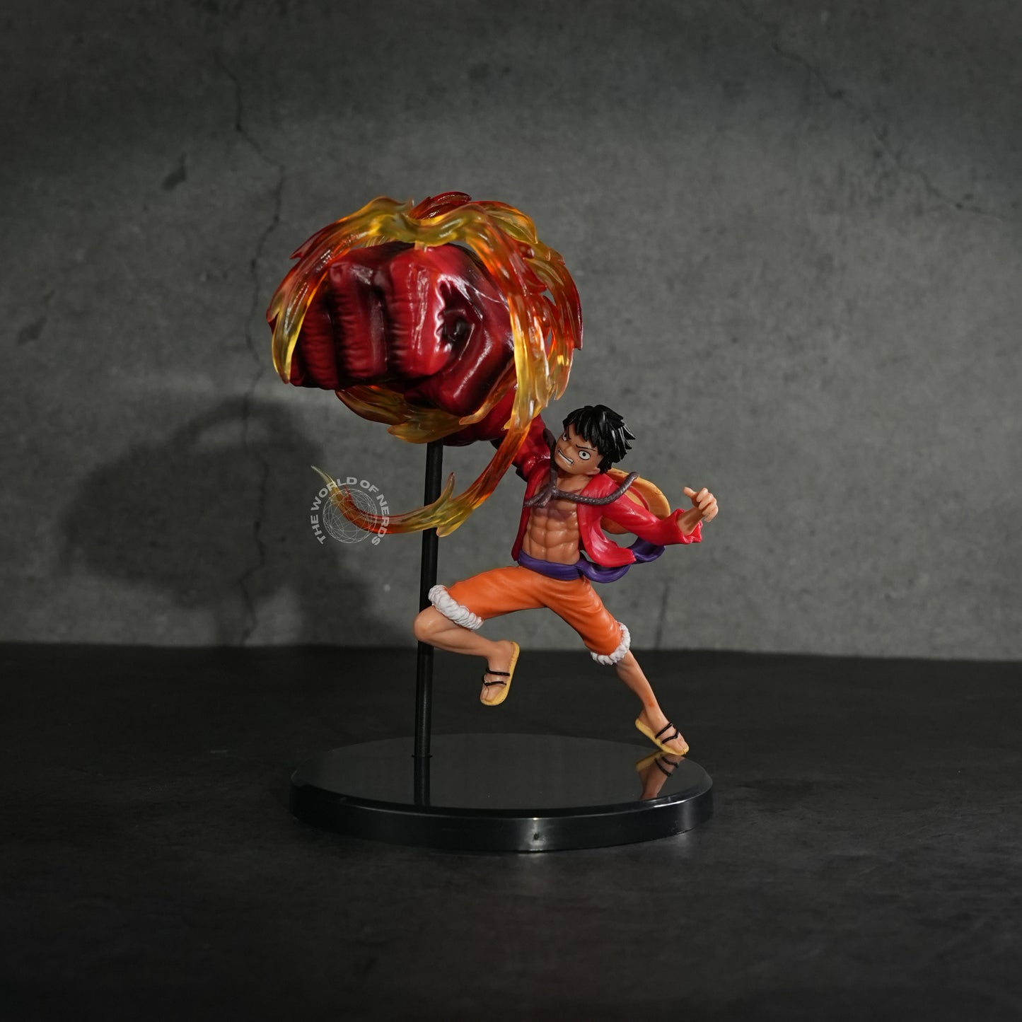 One Piece Luffy Statue with Red Giant Punch Figure