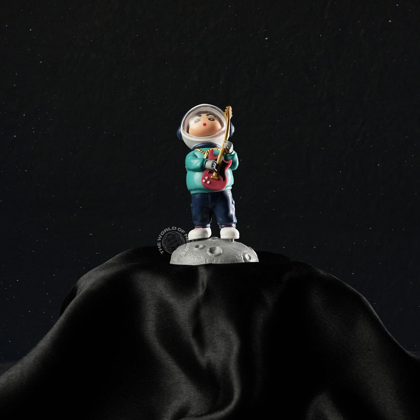 Cosmic Rockstar Shinchan Collectible