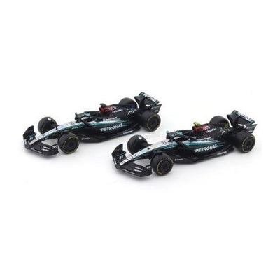 BBURAGO FORMULA RACING F1W 15 GEORGE RUSSELL AND LEWIS HAMILTON SCALE - 1:43 - 2