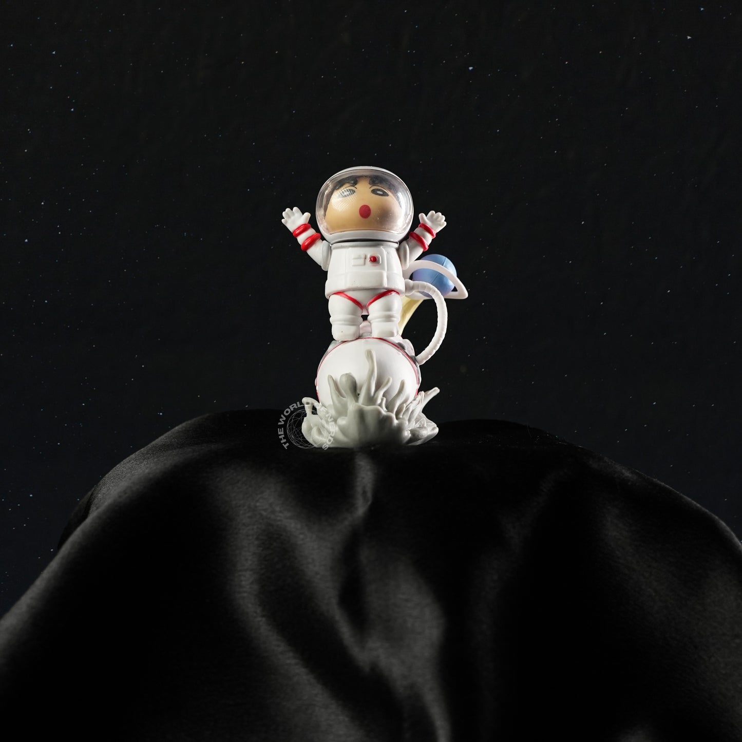 Mini Shinchan Astronaut Figure