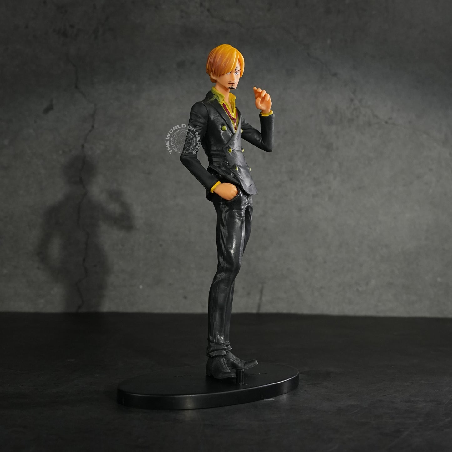 One Piece’s Sanji Strikes a Cool and Confident Pose