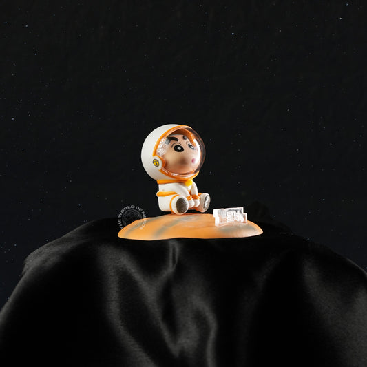 Shin-chan's Cosmic Contemplation