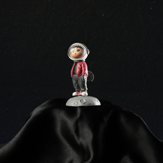 Explorer Shinchan Astronaut Figurine