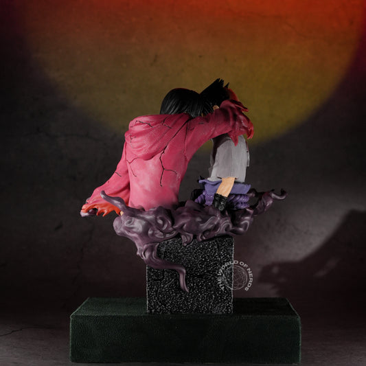 SASUKE WITH ITACHI ACTION FIGURE