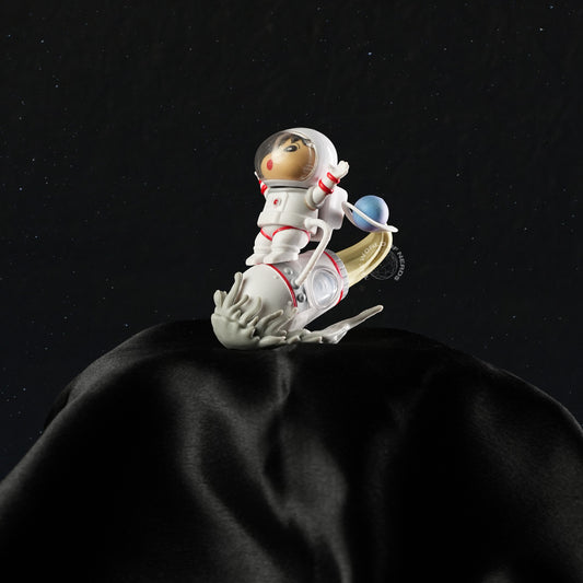 Mini Shinchan Astronaut Figure