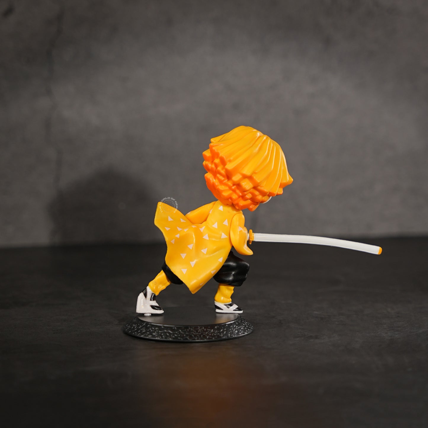 Demon Slayer : Zenitsu Agatsuma Thunder Breathing Figure