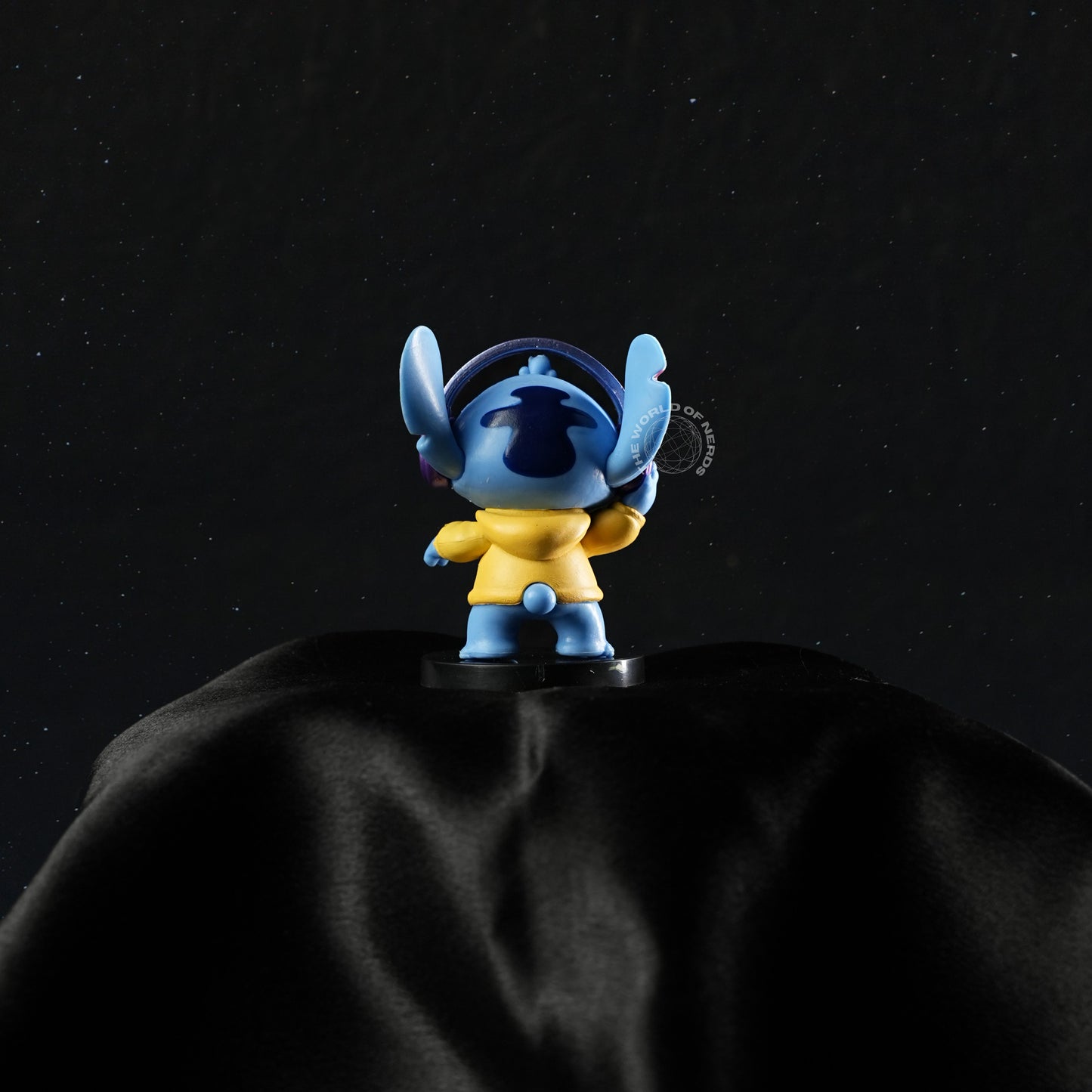 Stitch's Cosmic Concert - The World Of Nerds