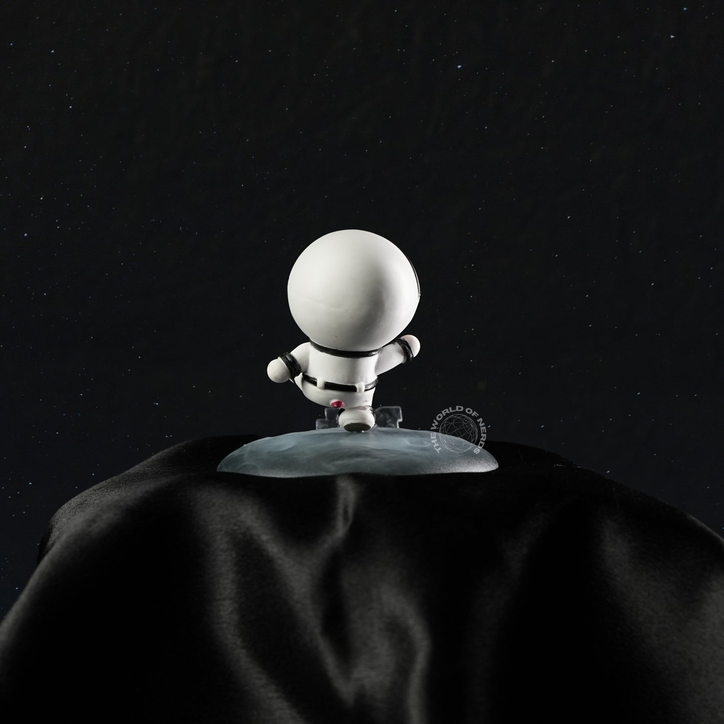 Shinnosuke's Cosmic Dance - The World Of Nerds