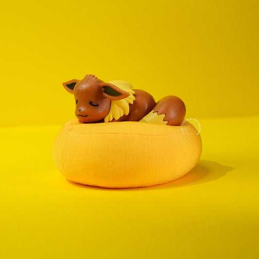 Pokémon Flareon Plush-Base Figure