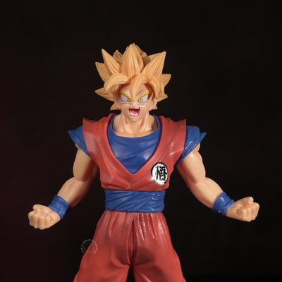 SS GOKU – Super Saiyan Action Figure
