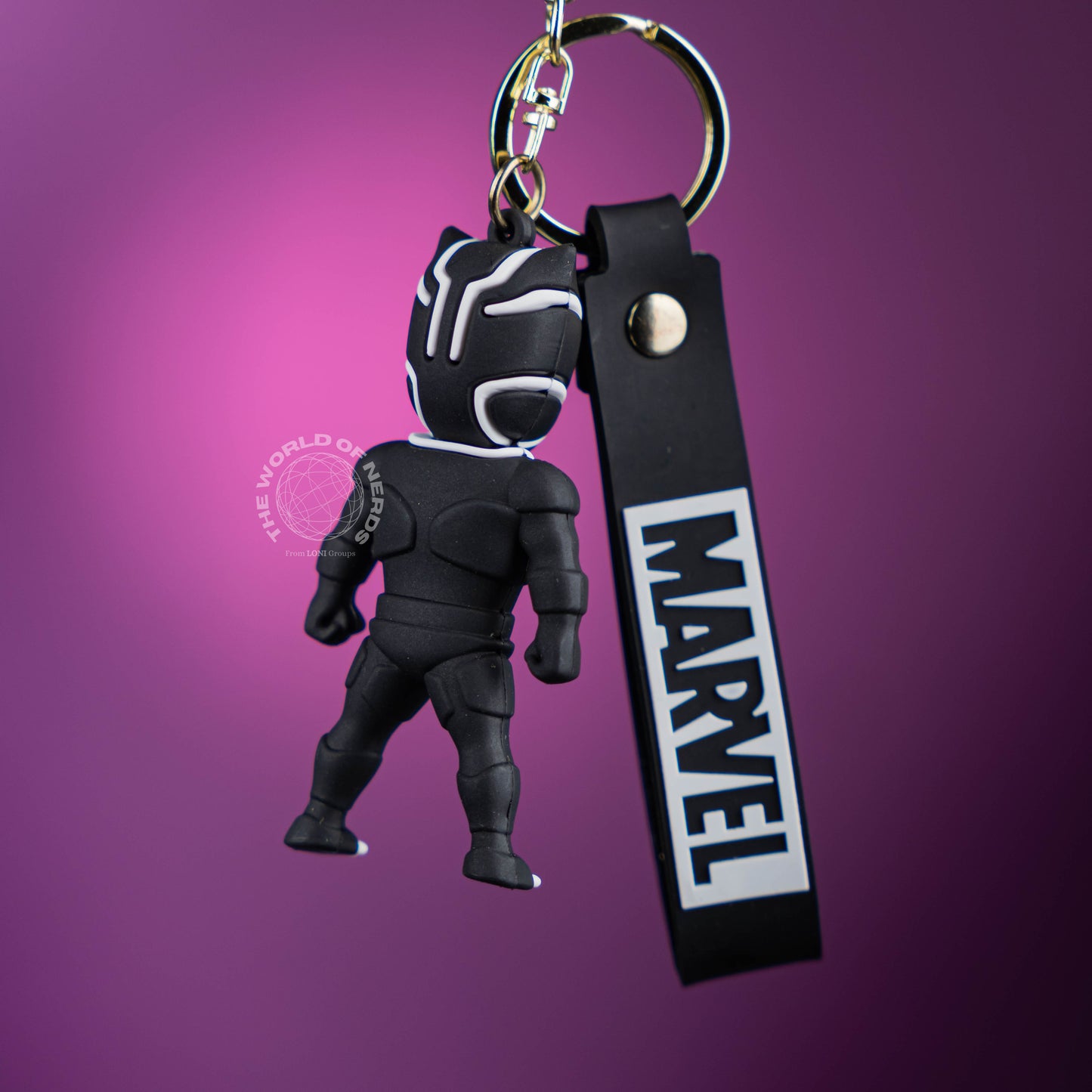BLACK PANTHER KEYCHAIN