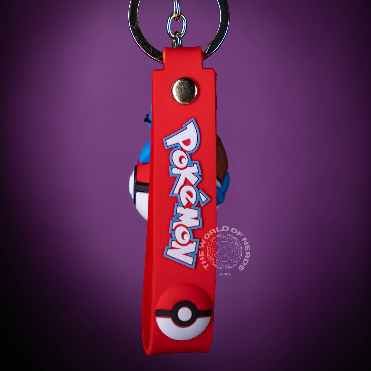 SQUIRTLE ON POKEBALL KEYCHAIN