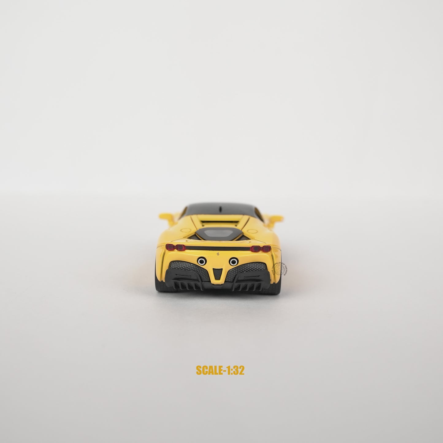 Ferrari SF90 Yellow Model Car - 1:32 Scale Diecast