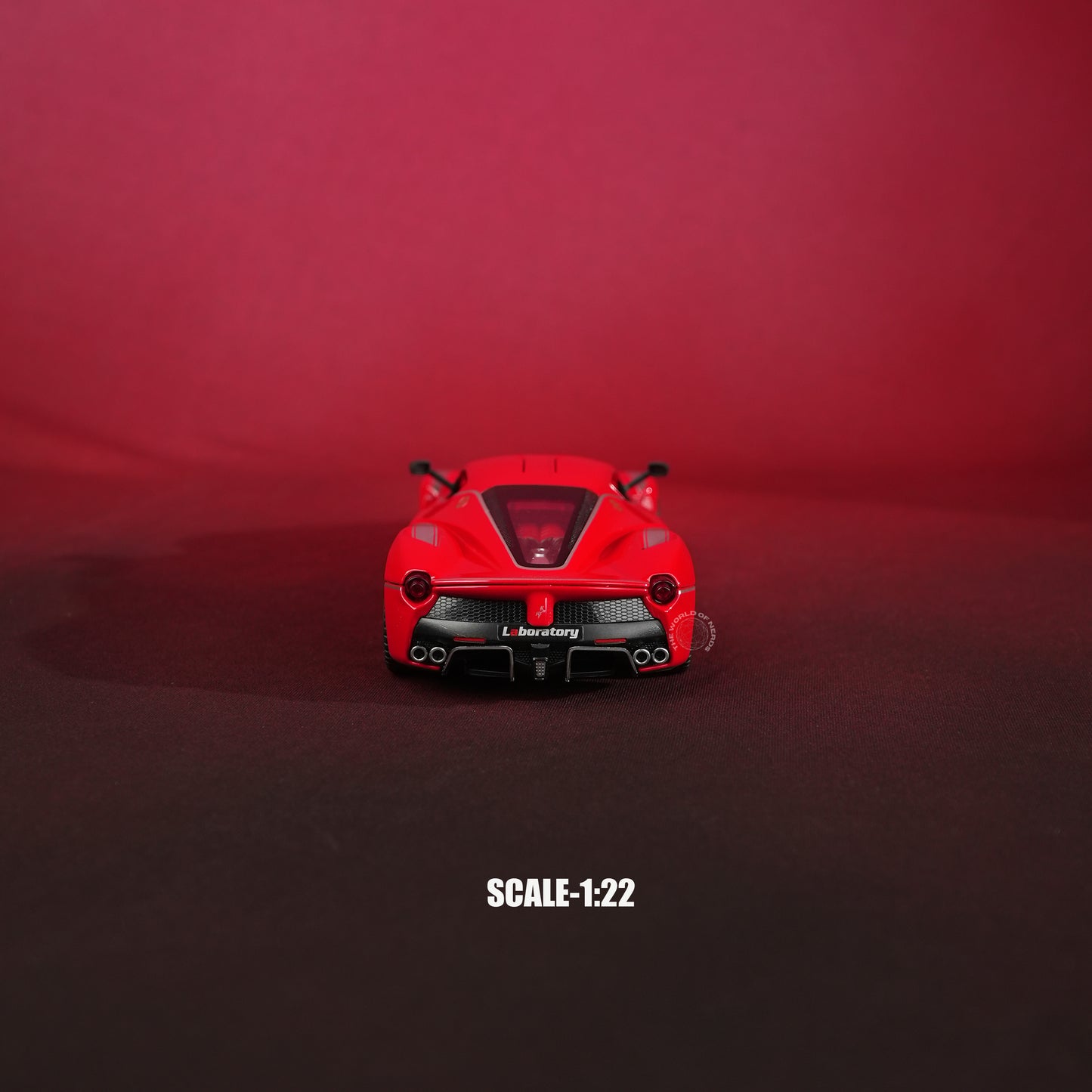 Ferrari FXX-K Diecast Model Car – 1:22 Scale (Red)