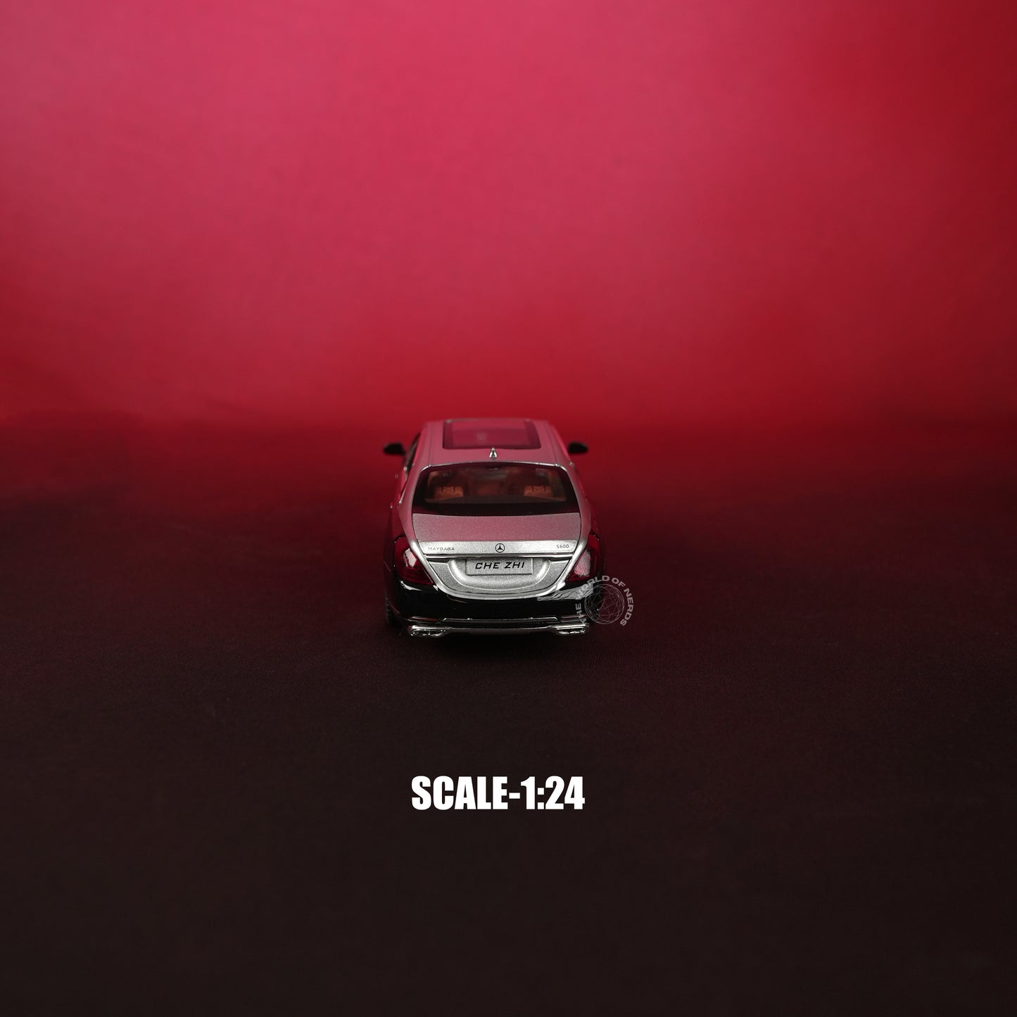 Mercedes-Benz Maybach S-Class Black & Silver Model Car - 1:24 Scale Diecast