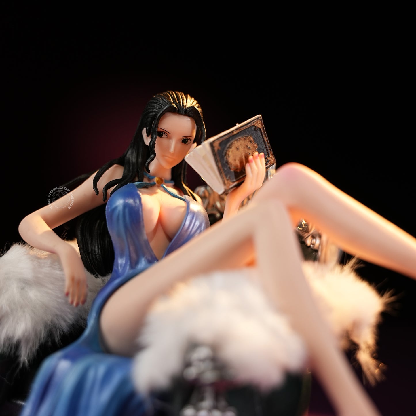 Nico Robin: Elegant Evenings Collectible Figure