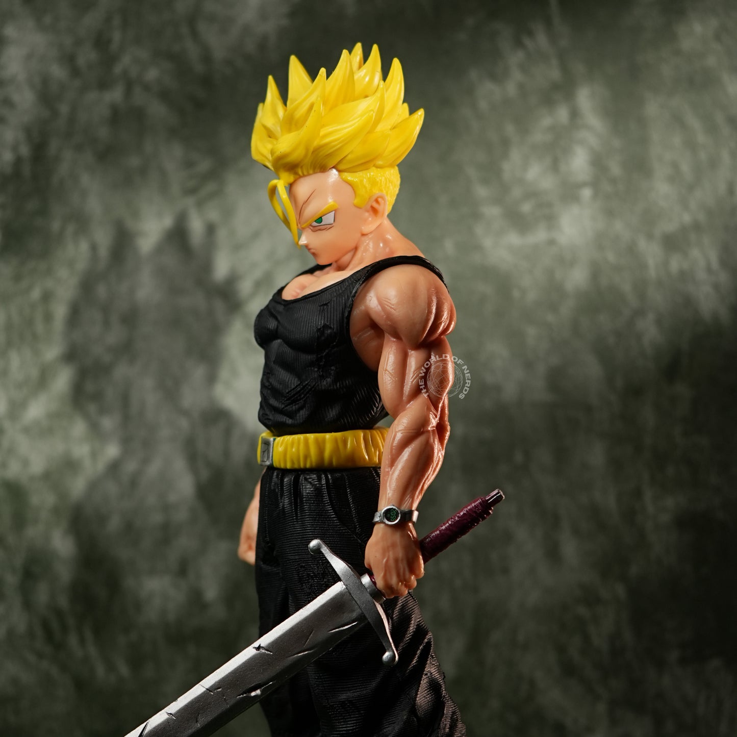 Gotenks Unleashed: The Super Saiyan Fighter