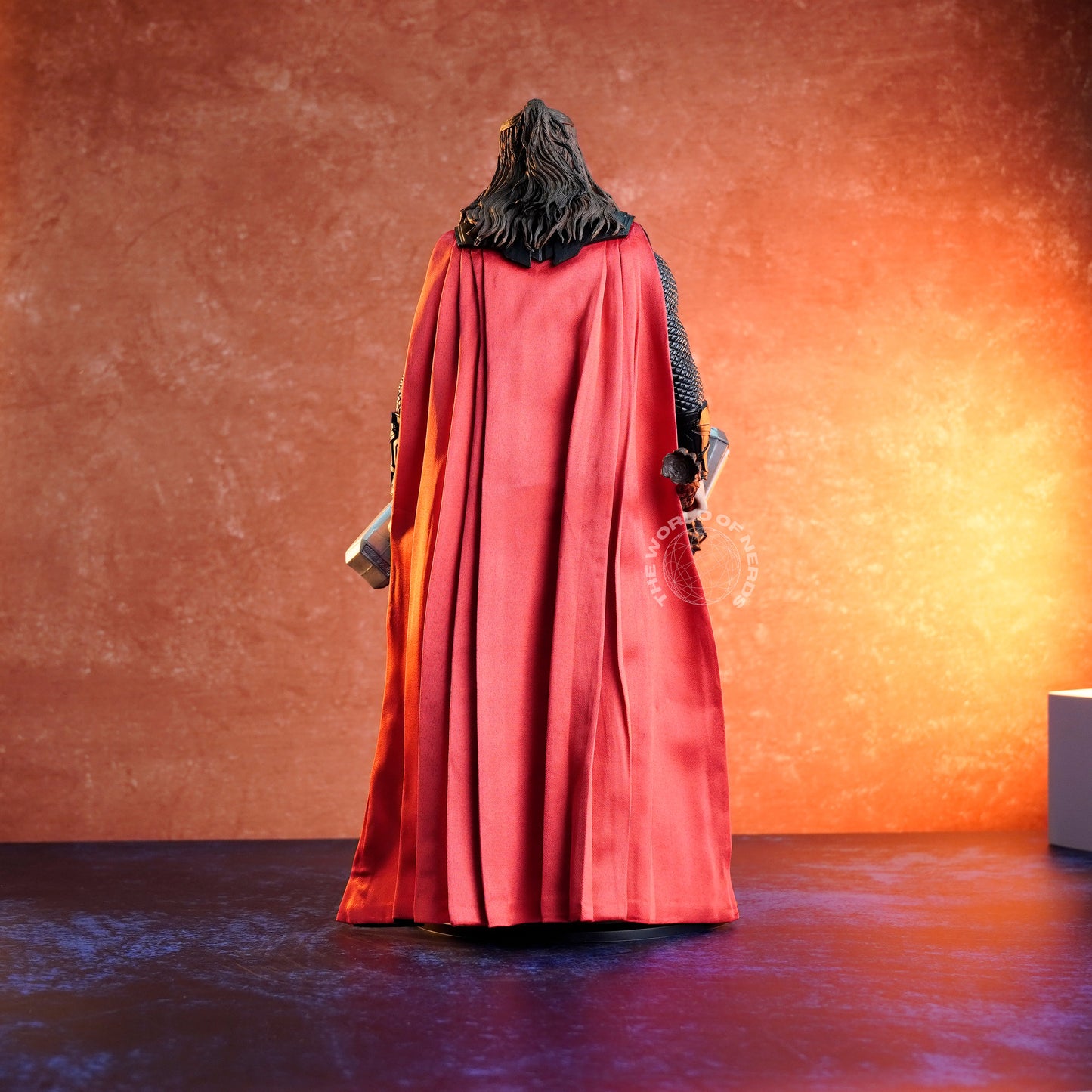 EMPIRE TOYS THOR ENDGAME SCALE - 1:6