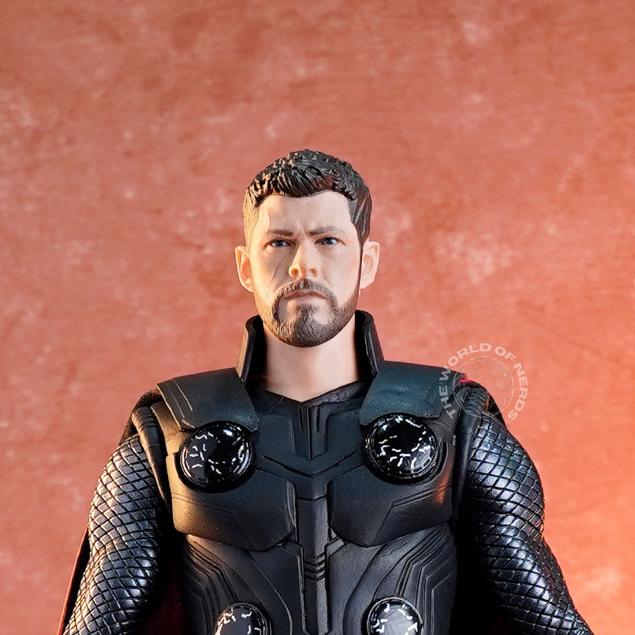 THOR INIFINITY WAR ACTION FIGURE