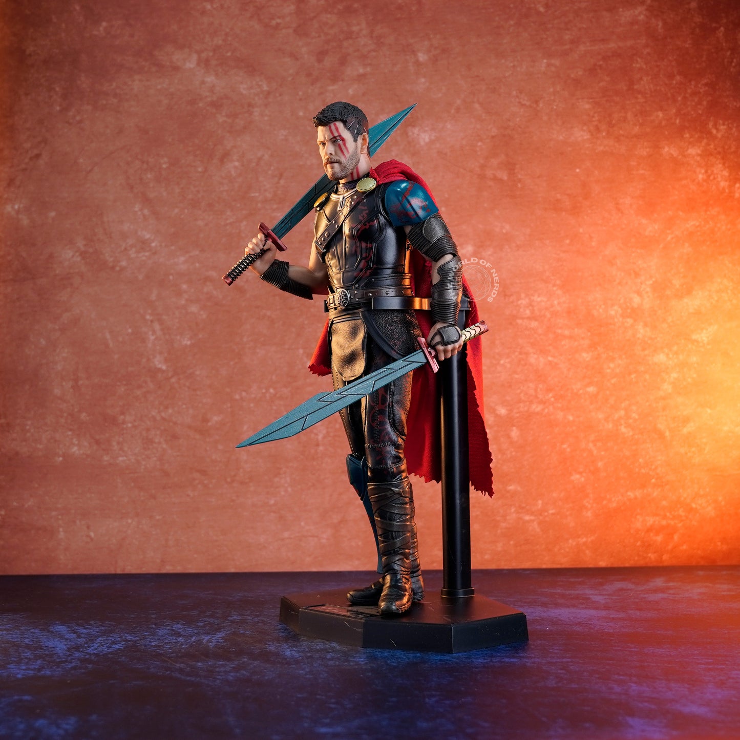 CRAZY TOYS RAGNAROK THOR SCALE - 1:6
