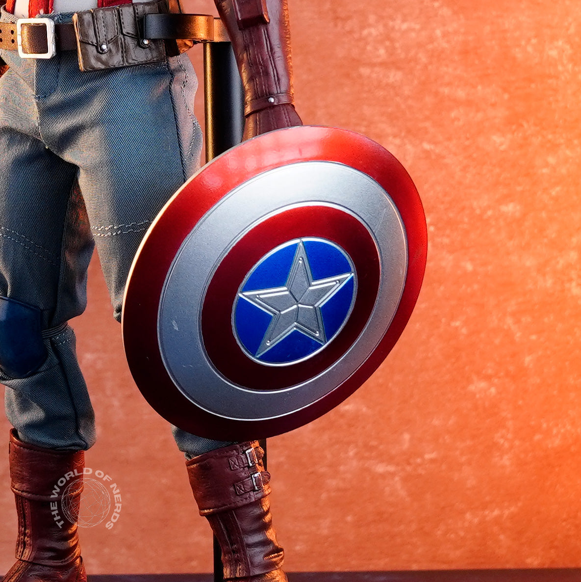 TEAM OF PROTOTYPING CAPTAIN AMERICA SCALE - 1:6