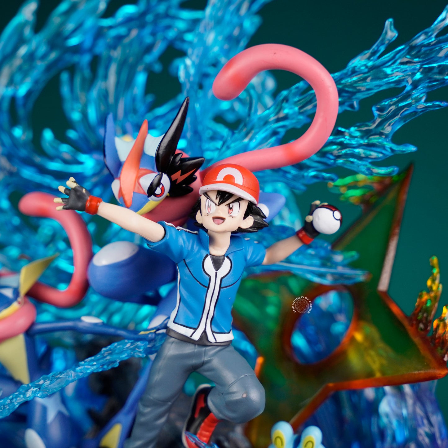POKEMON ASH WITH FROAKIE ACTION FIGURE