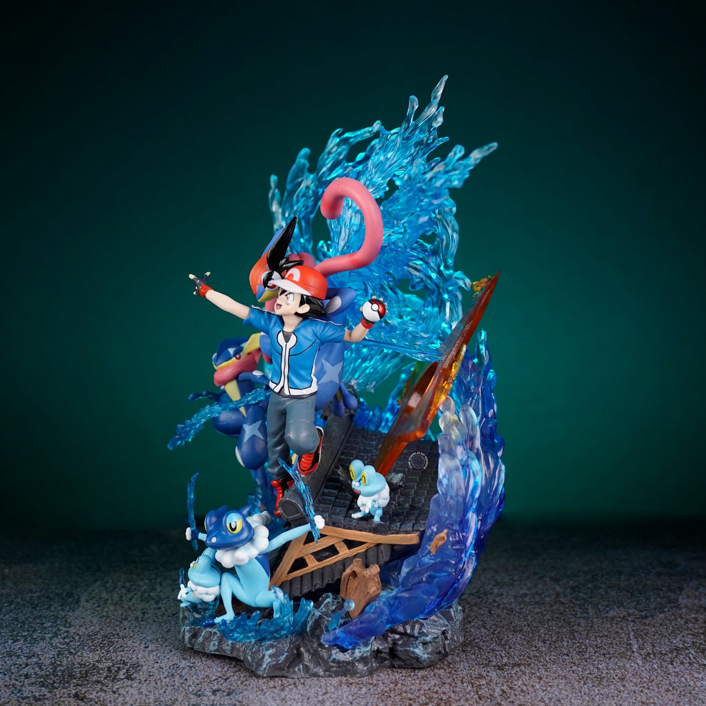 POKEMON ASH WITH FROAKIE ACTION FIGURE