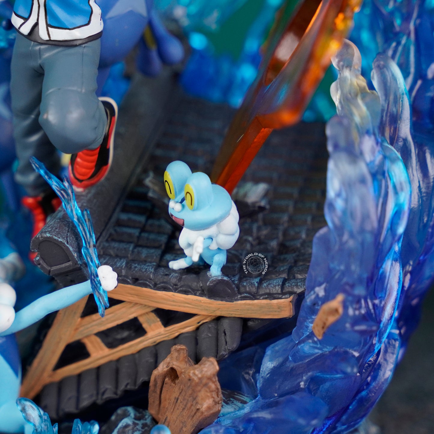 POKEMON ASH WITH FROAKIE ACTION FIGURE