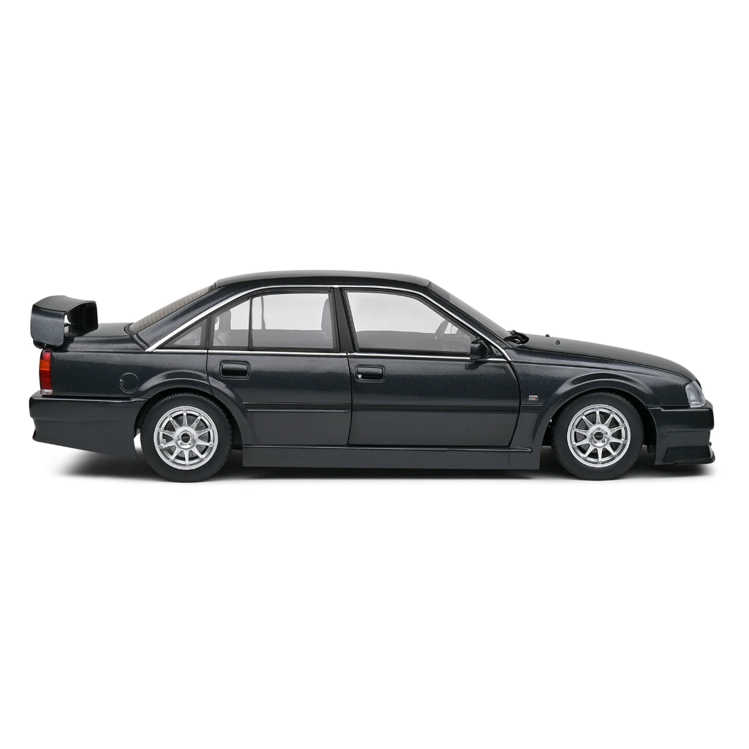SOLIDO 1:18 OPEL OMEGA EVO 500