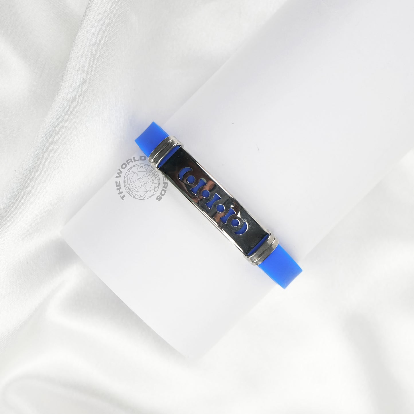 Blue Bracelet with Metal Lock | Imported Silicone Fashion Band - The World Of Nerds