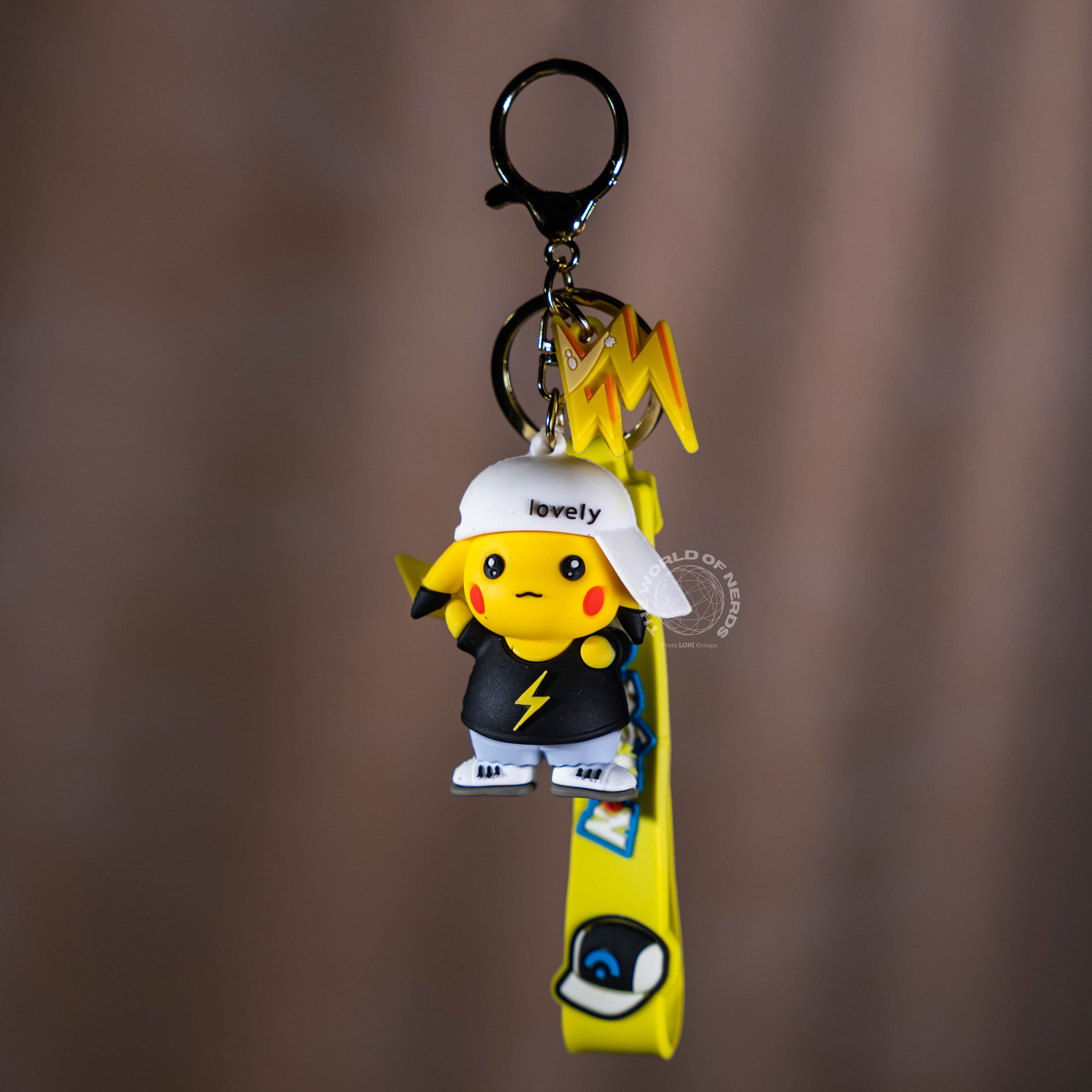 POKEMON PIKACHU WITH BASE BALL CAP KEYCHAIN