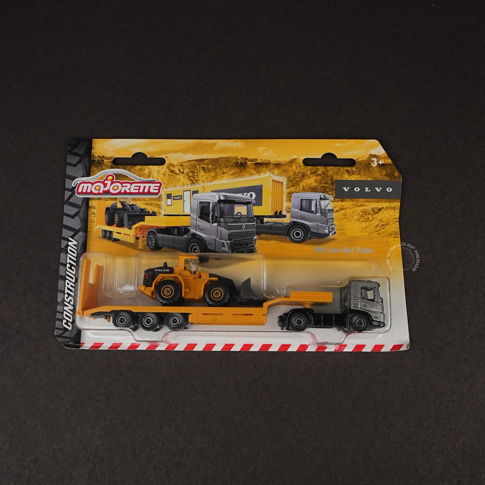 Volvo FMX Truck with Loader Diecast Model - The World Of Nerds