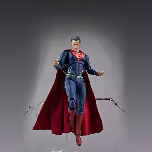 Superman Action Figure – Premium Poseable Collectible with Fabric Cape