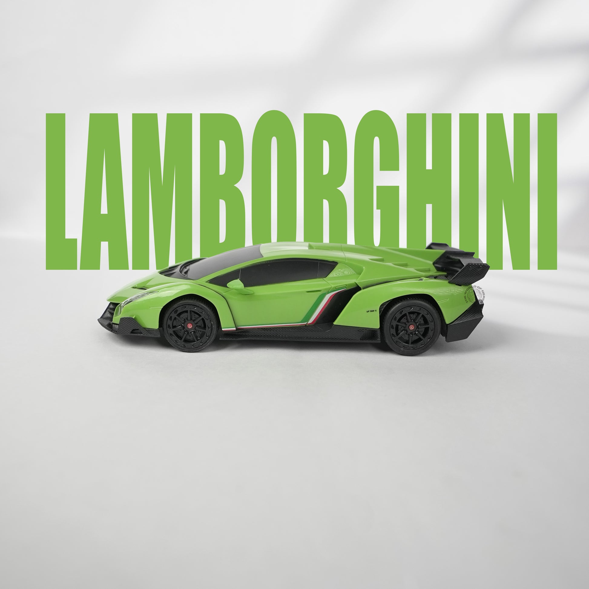 LAMBORGHINI VENENO-1:24-GREEN-R/C LICENSED - The World Of Nerds