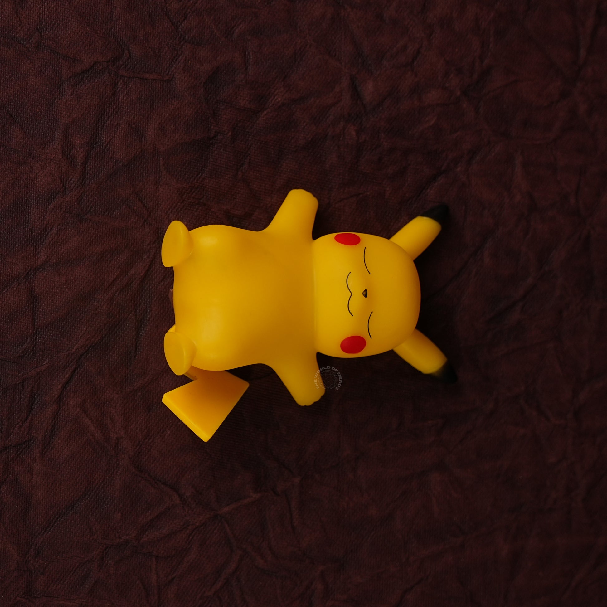 D3-PIKACHU LIGHT - The World Of Nerds