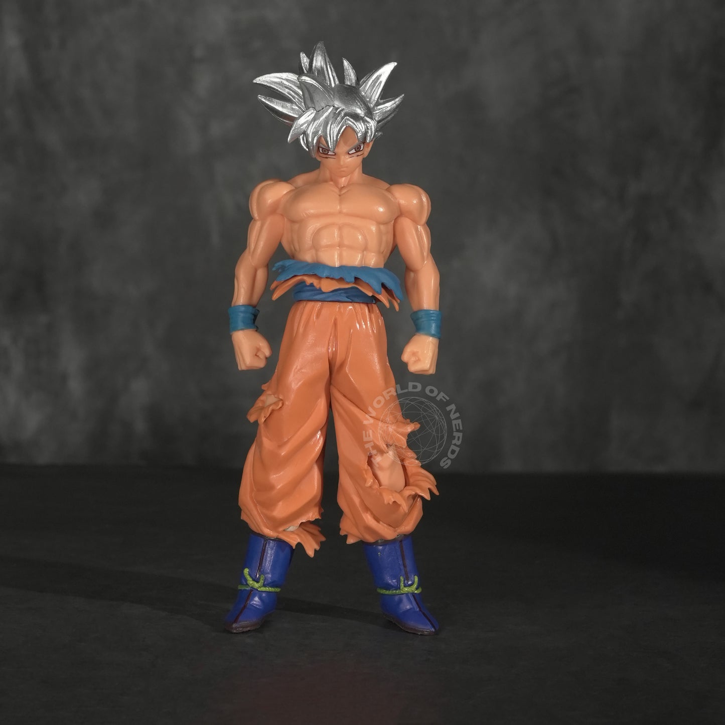 GOKU – MASTERED ULTRA INSTINCT (MUI) COLLECTIBLE FIGURE - The World Of Nerds