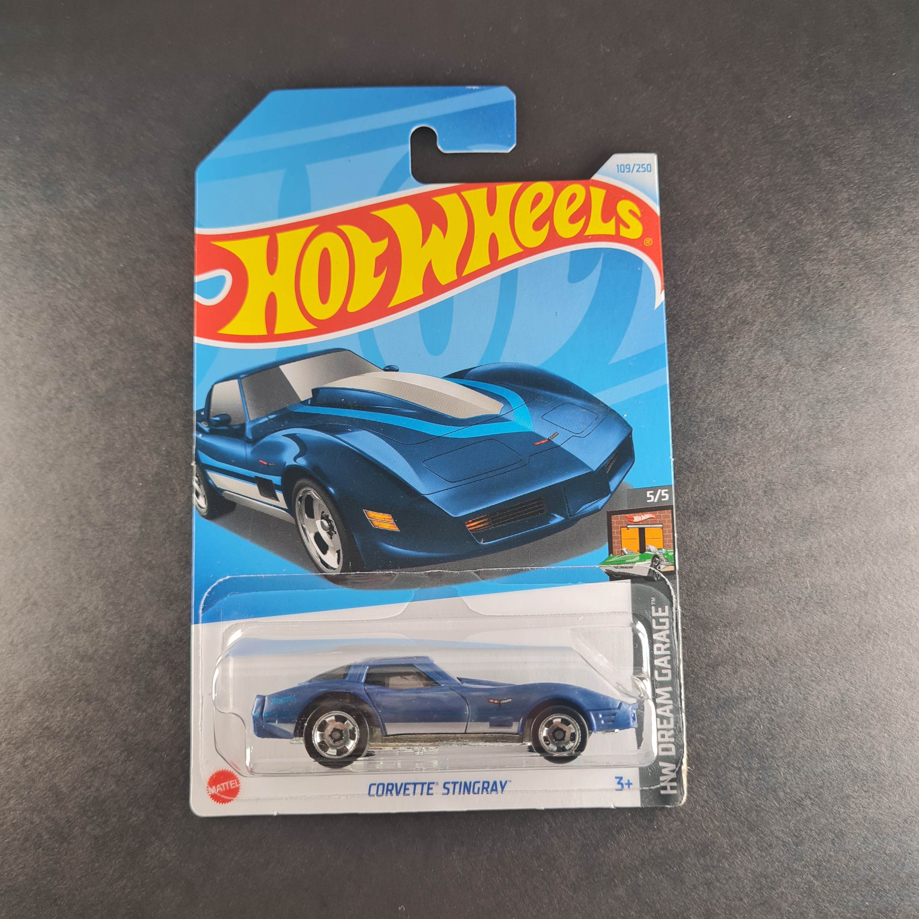 HOT WHEELS CORVETTE STINGRAY