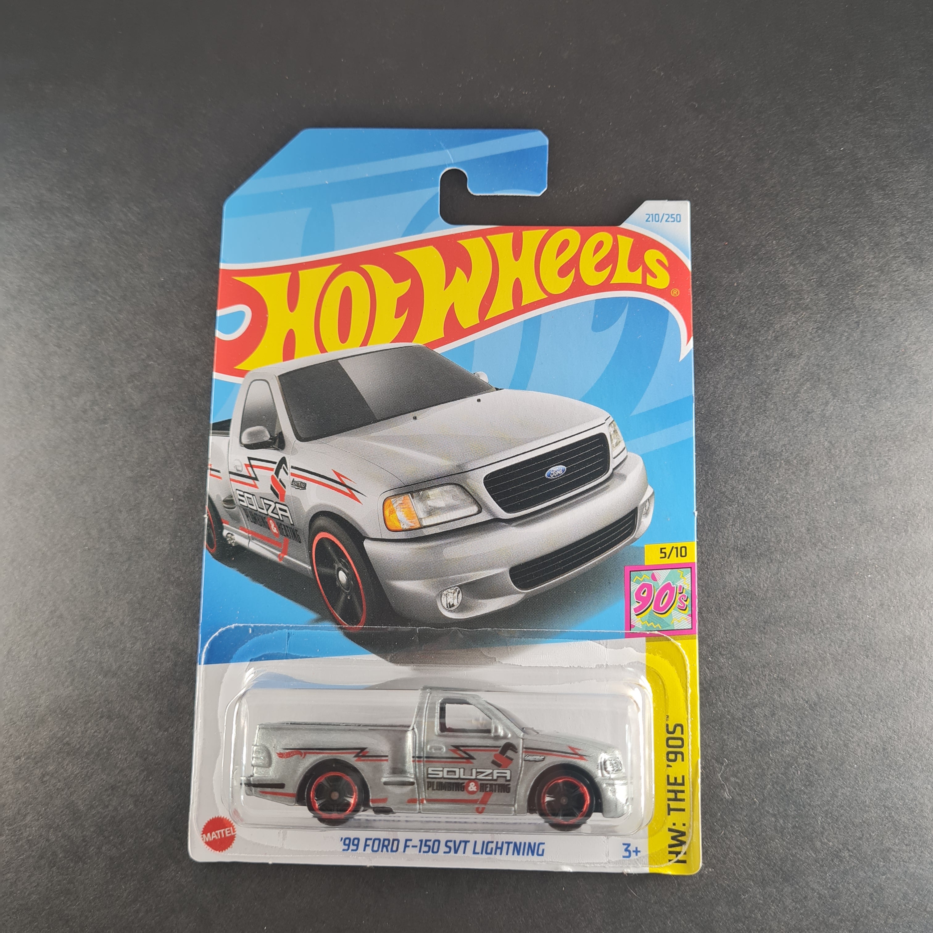 HOT WHEELS 99 FORD F-150 SVT LIGHTNING