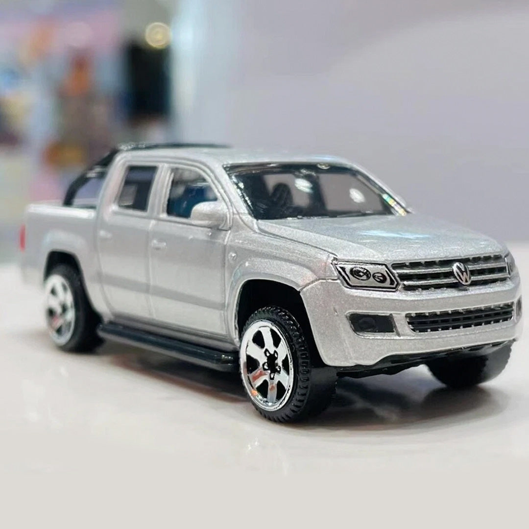 VOLKSWAGEN AMAROK-CCA WITH CASE - The World Of Nerds