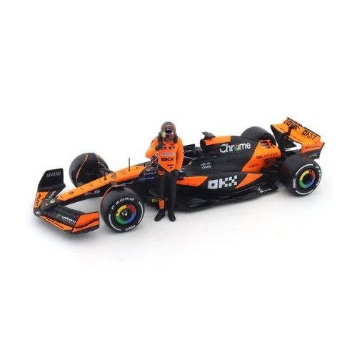 BBURAGO MCLAREN MCL 38 MIAMI GRAND PRIX 2024 WITH OSCAR PIASTRI SCALE - 1:24