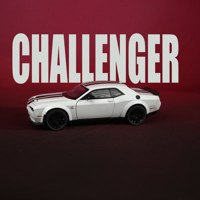 Dodge Challenger White Model Car - 1:22 Scale Diecast - 2