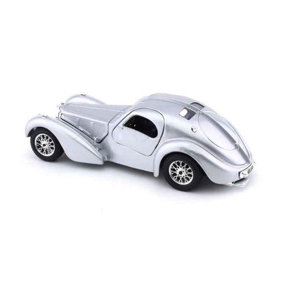 BBURAGO Bugatti Atlantic 1:24 Scale Model Car - 2