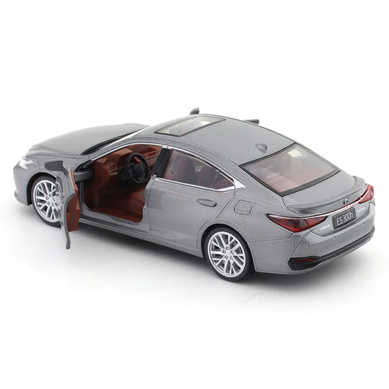 Lexus ES 300h – MSZ Grey - The World Of Nerds