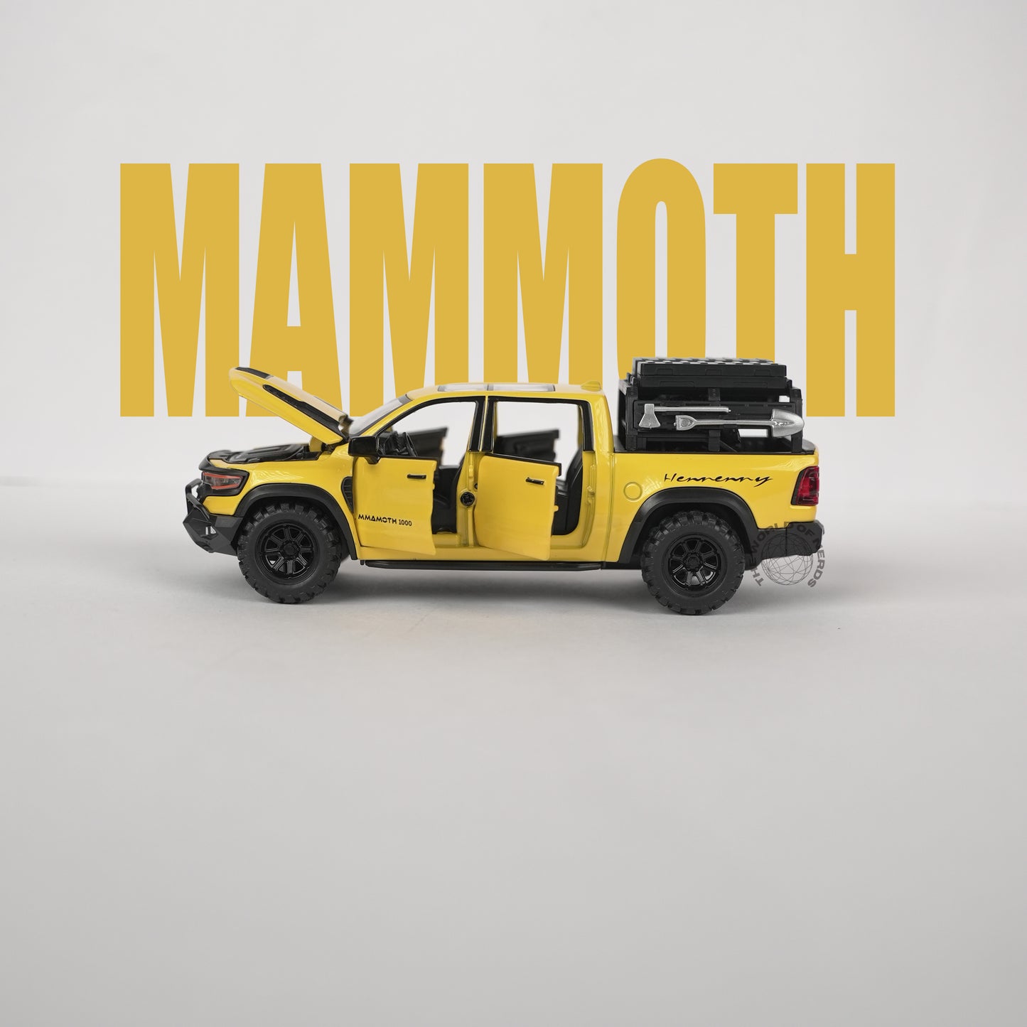 Ram Mammoth Pickup Truck Diecast Model – 1:32 Scale (Yellow)