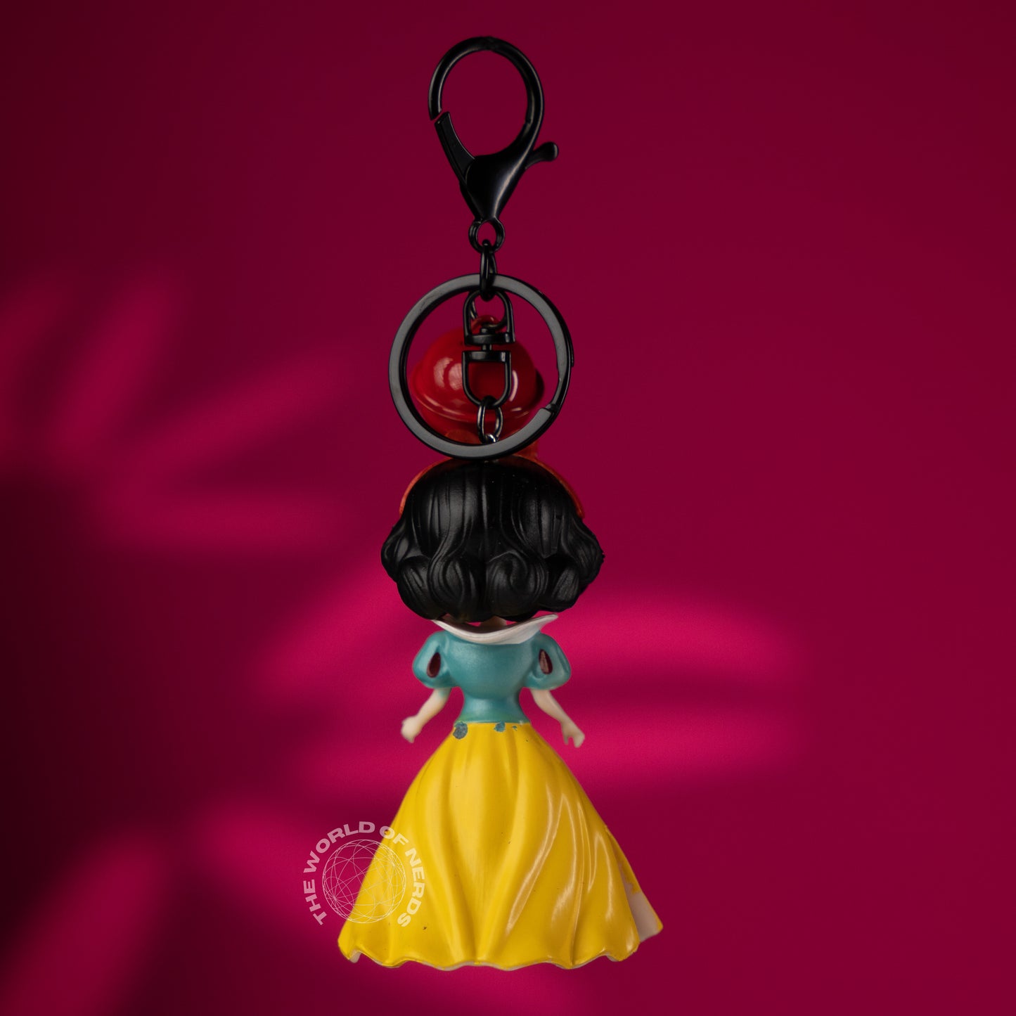 SNOW WHITE KEYCHAIN