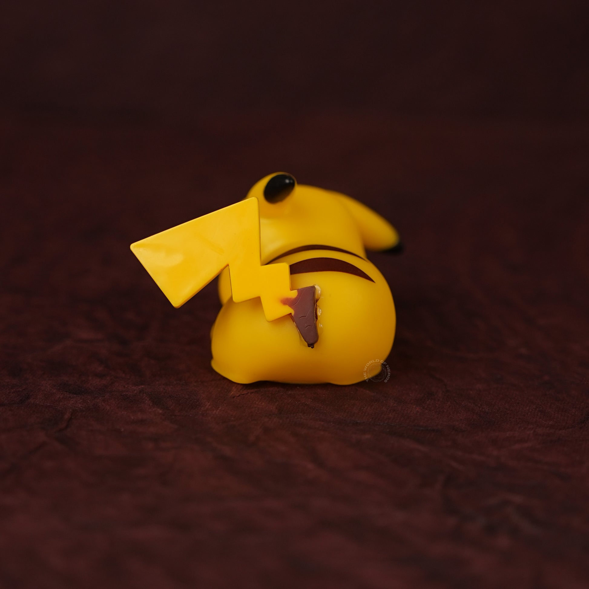 D4 Pikachu Sleeping Night Light Collectible - The World Of Nerds