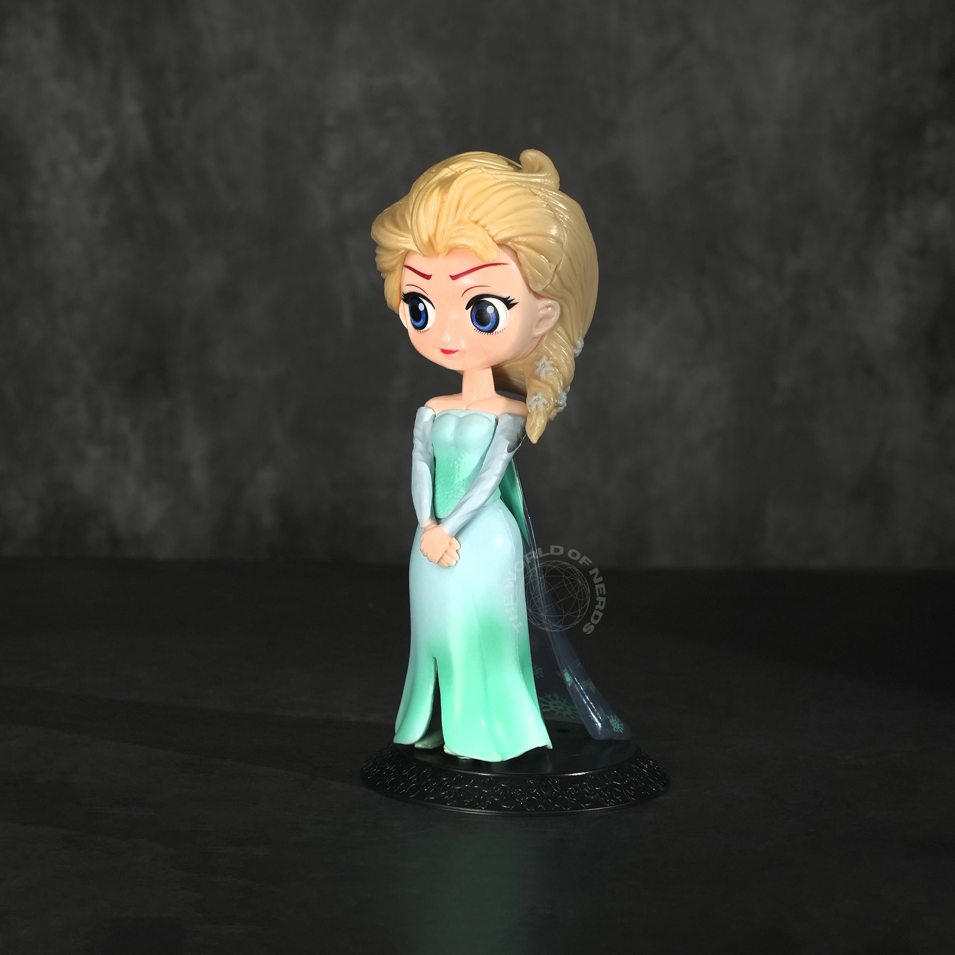 Elsa – Collectible Figure - The World Of Nerds